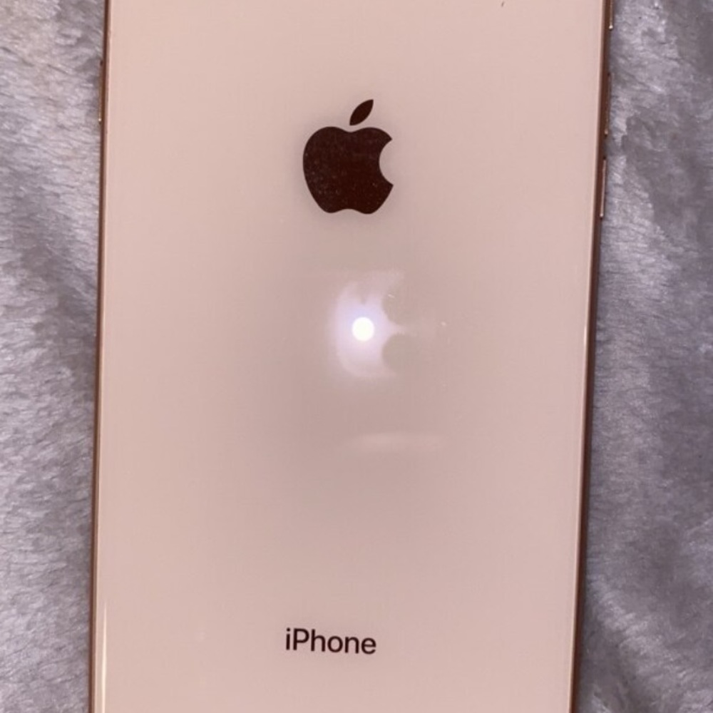 iPhone 8 Plus